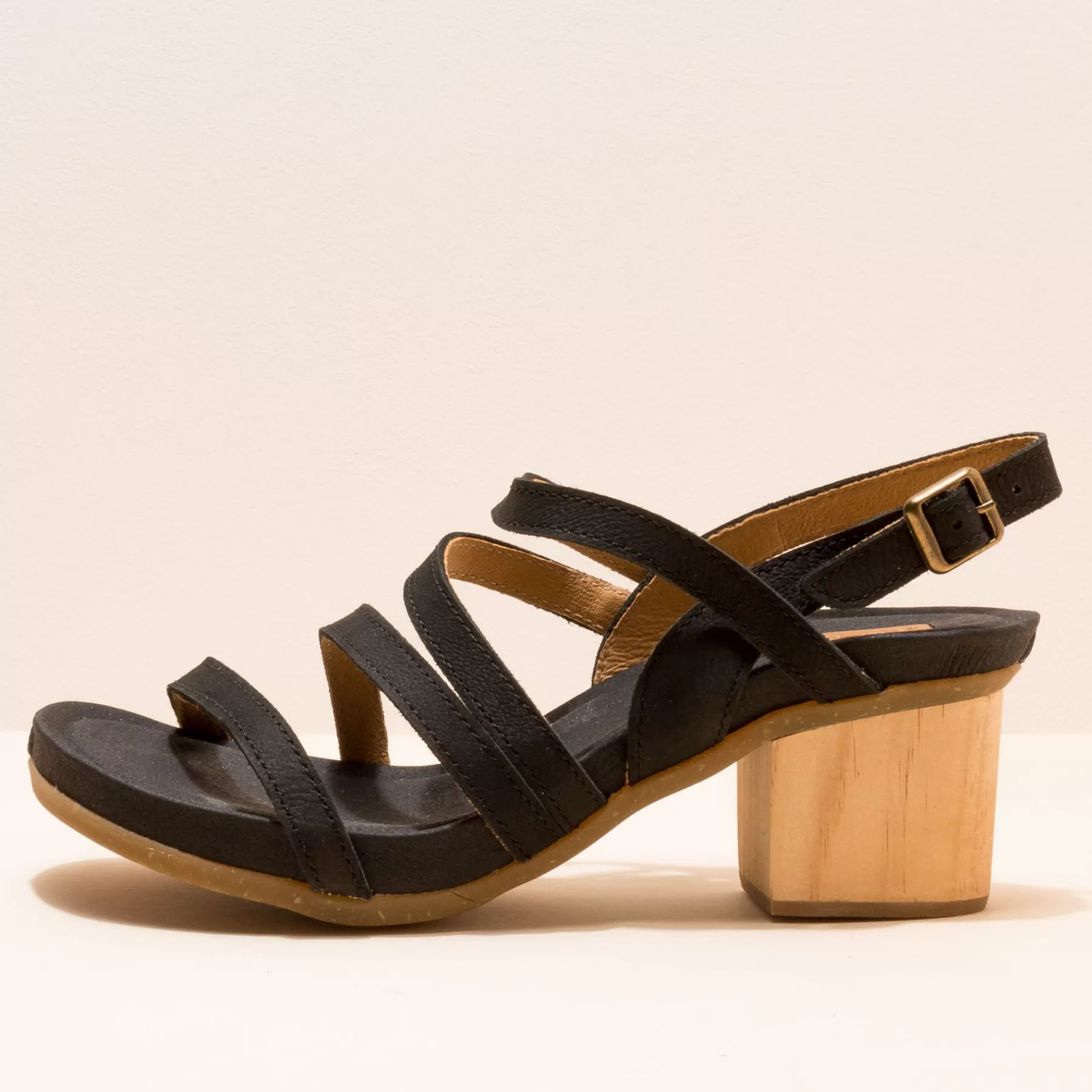 El Naturalista 5565 Deba Hot