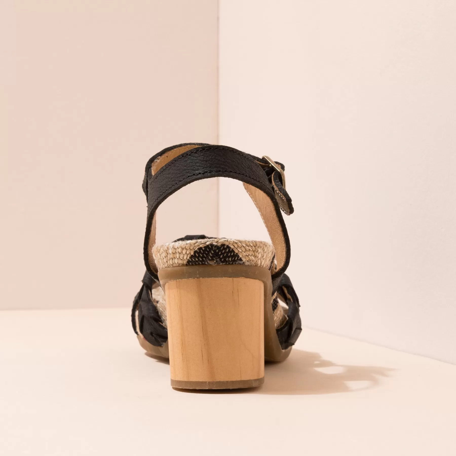 deba_4-2.webp El Naturalista 5560 Deba Store