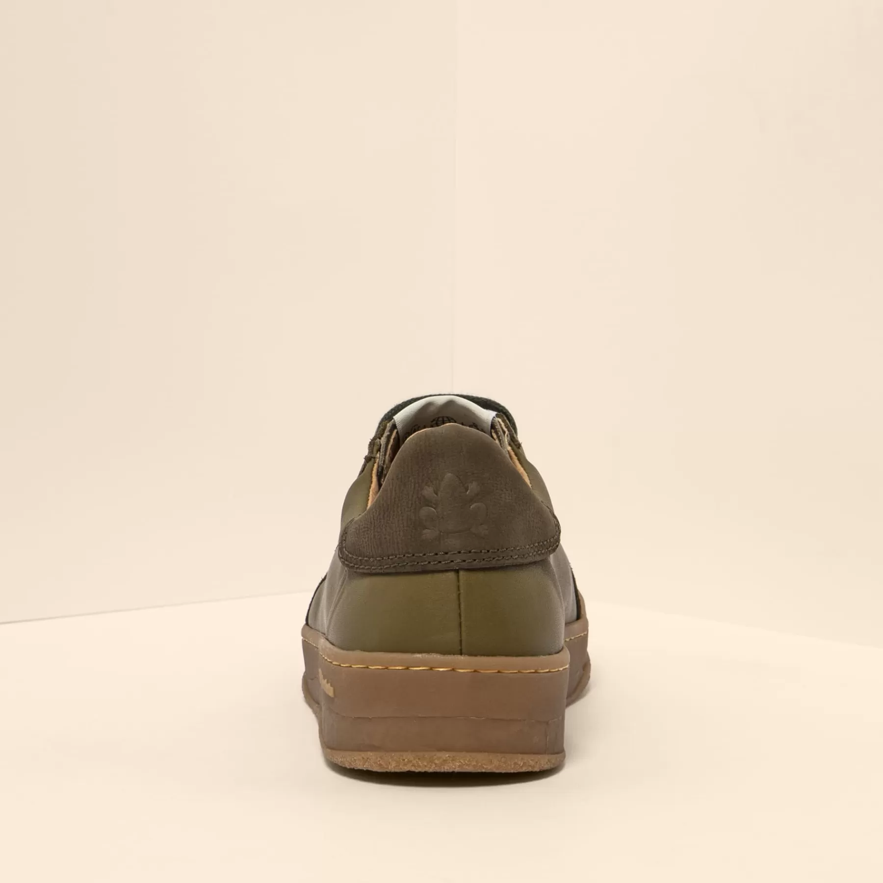 geo_49-1.webp El Naturalista 5842 Geo Hot