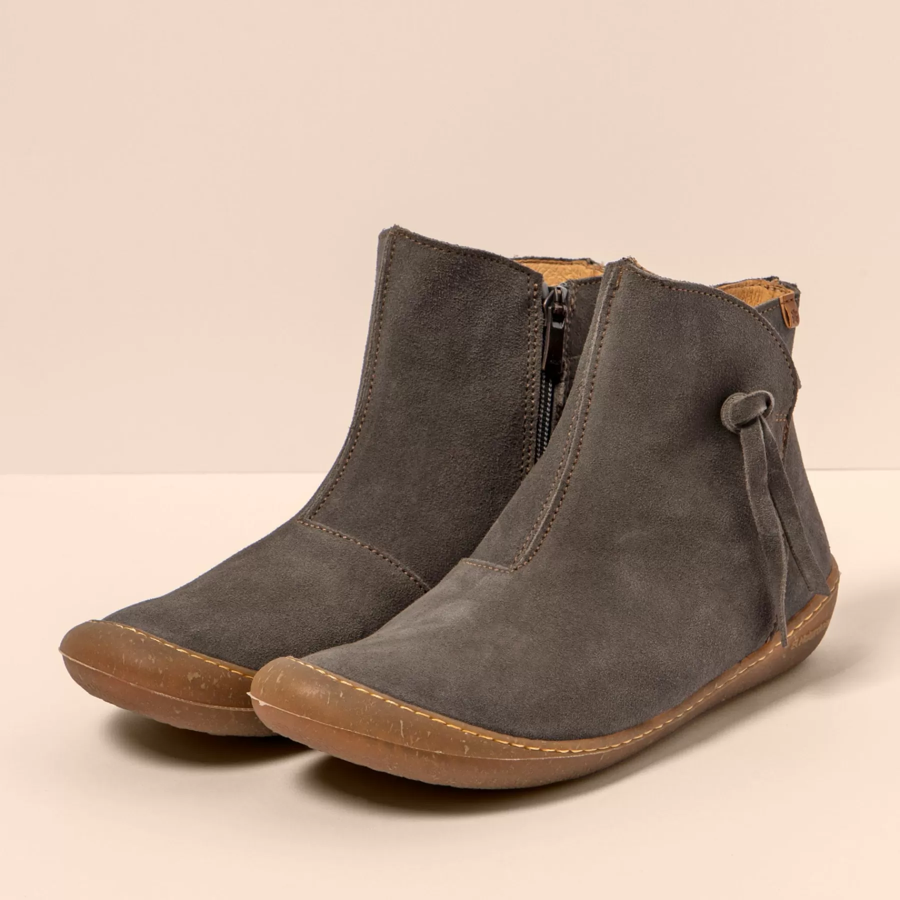 pawikan_11-3.webp El Naturalista 5774 Pawikan Shop