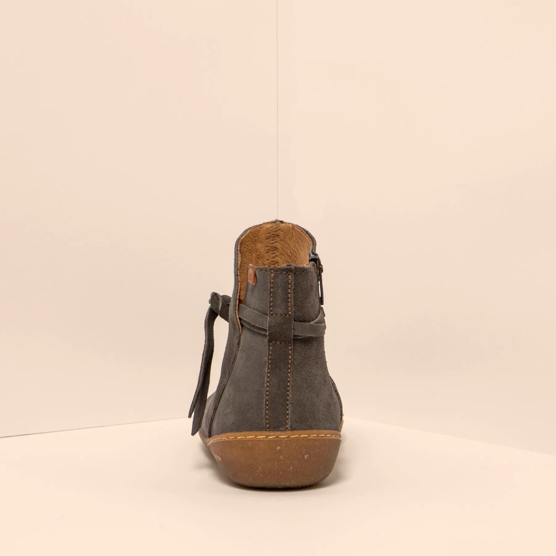 pawikan_14-3.webp El Naturalista 5774 Pawikan Shop