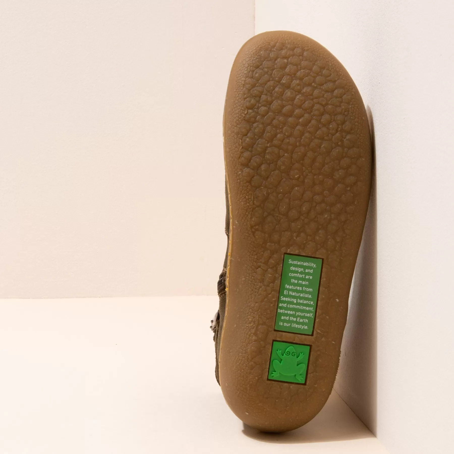 pawikan_17-3.webp El Naturalista 5774 Pawikan Shop