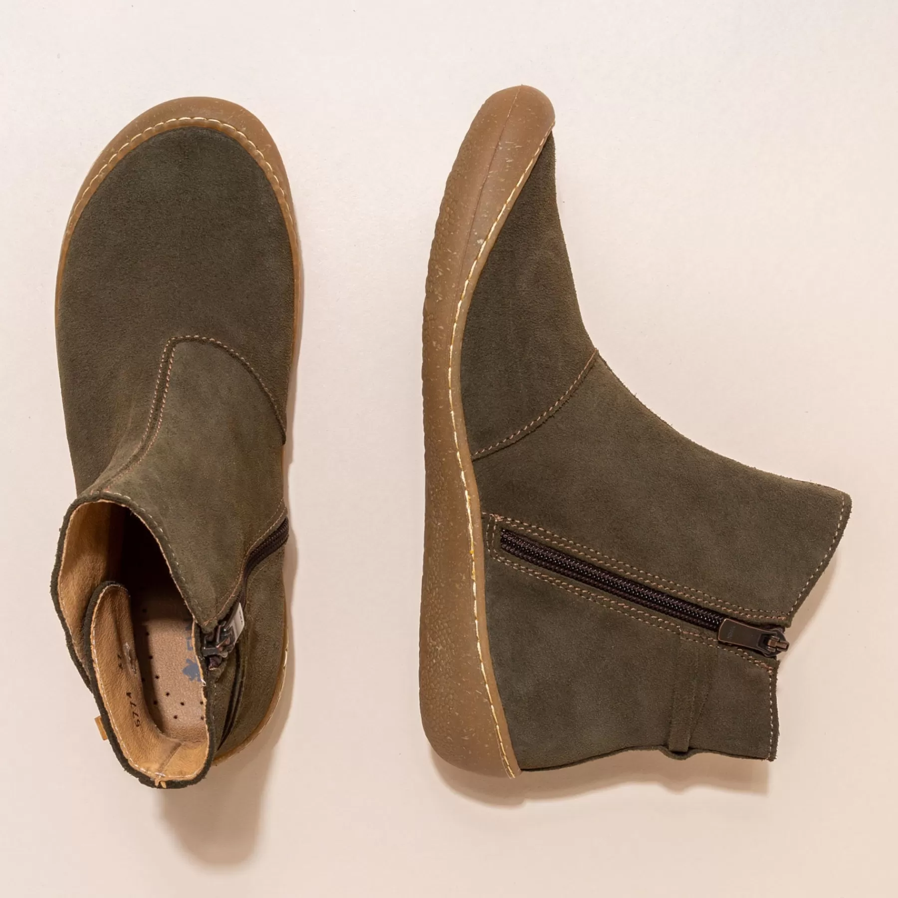 pawikan_18-3.webp El Naturalista 5774 Pawikan Shop