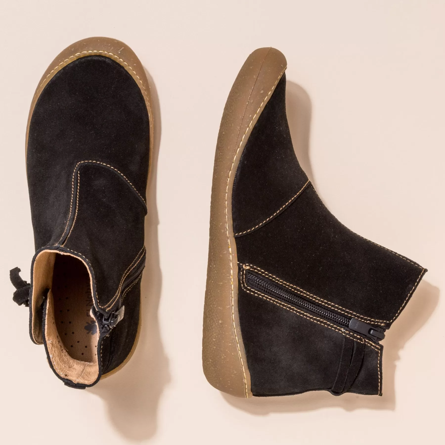 pawikan_3-6.webp El Naturalista 5774 Pawikan Shop