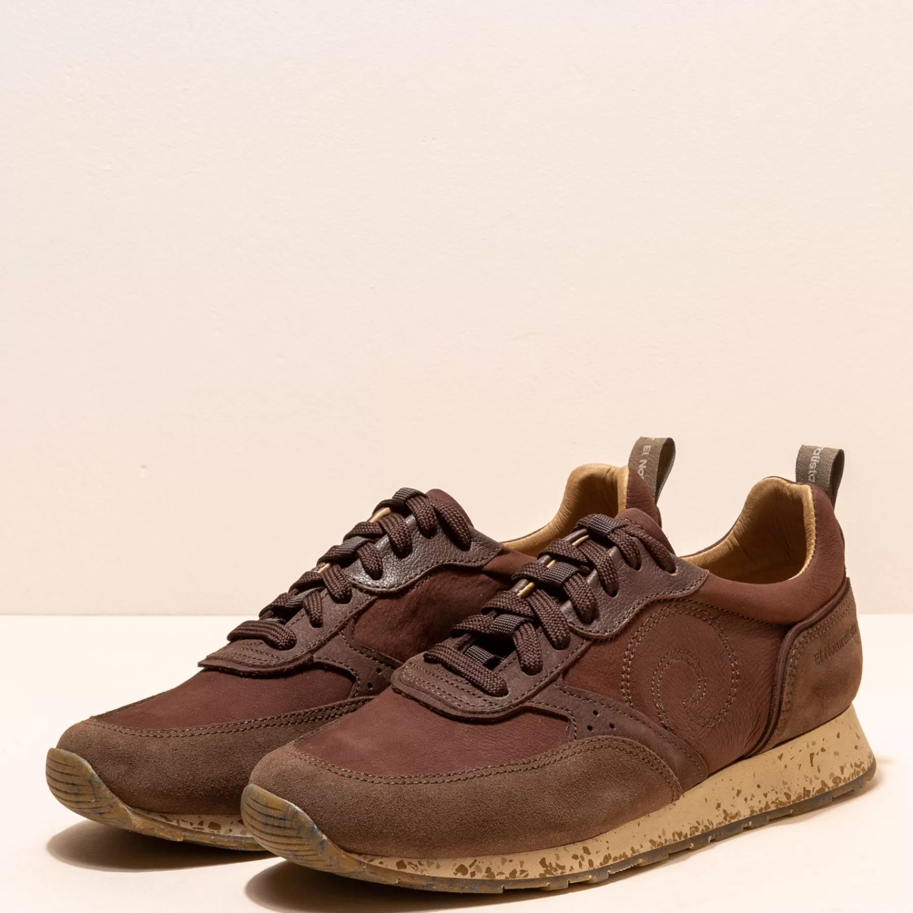 El Naturalista 5680 Walkie Best Sale